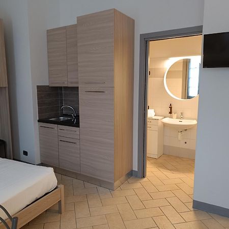 צ'זאנו מדרנו Residence Borromeo מראה חיצוני תמונה